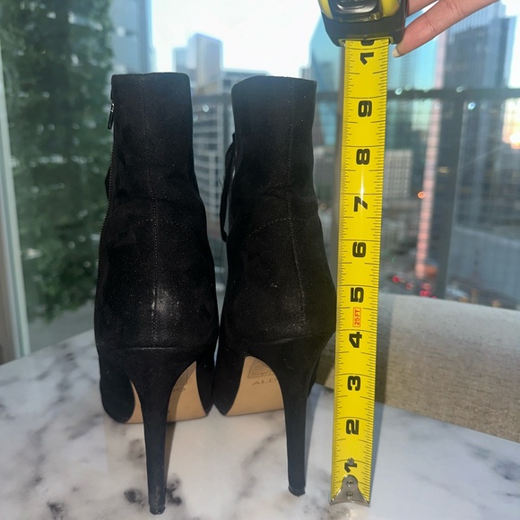 Aldo Black Heels - Picture 3 of 5